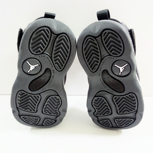 Jordan Pro Strong Baby & Toddler 4C Black White Basketball Shoes DC7910-002 - Picture 7 of 8